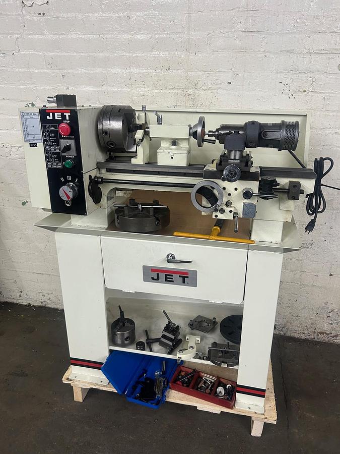 Used Jet BD-920W 9" x 20" Belt Drive Bench Lathe, Inch/Metric / Well Tooled