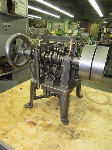 Used 8776 Used S & W Link Making Machine