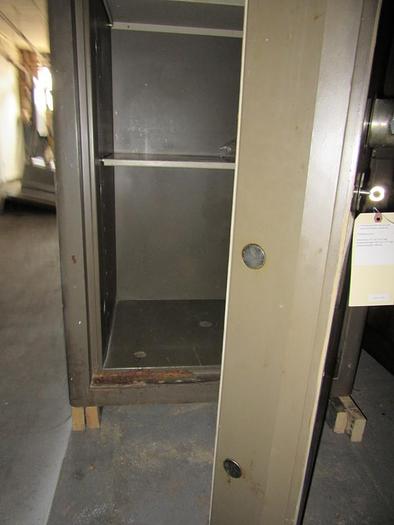 Used 9276-375 Fichet-Bauche Vault Safe with Combination Lock & Key