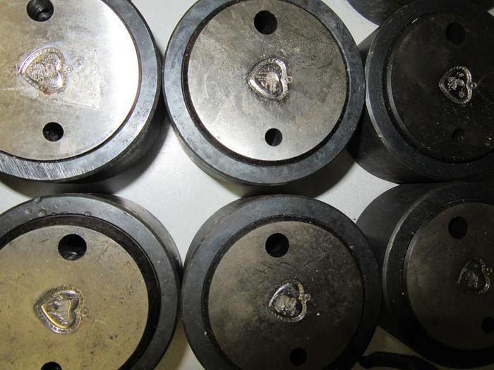 Used 2035-390 Chinese Zodiac Heart Shaped 1/2″ x 1/2″ Dies Hub Jewelry Tools