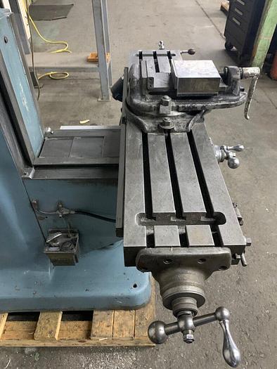 Used Bridgeport Series 1, 2HP Vertical Knee Mill with 6″ Vise & Acu-Rite 2-Axis DRO