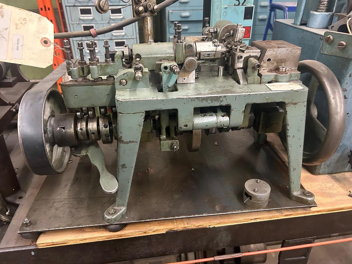 Used RUF Single Curb Chain Making Machine