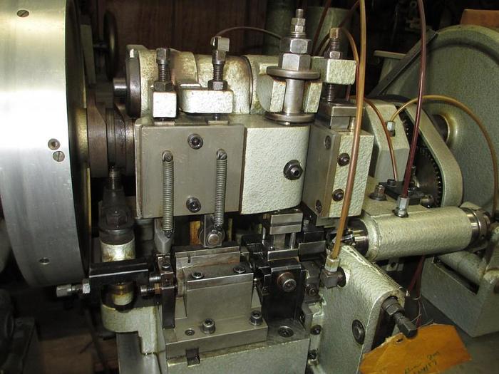 Used 8505-100 OMBI Model FRT10 Boston Link Chain Making Machine