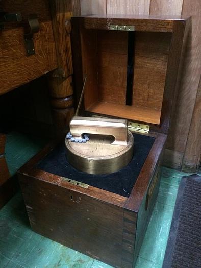 Used 1348-385 Antique L Oertling 2500 Troy Ounce Brass Counterweight with Carrying Case and Bridge Type Carrying Handle