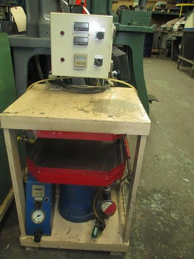 Used Conley Accu-Mold 4-Post Rubber Mold CASTING Vulcanizer