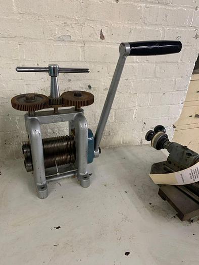Used 5979-155 Cavallin Hand Operated Wire Mill with Outboard Rolls 1/2″ Rounds