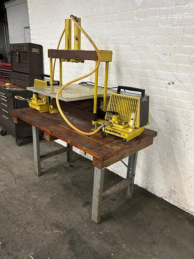 Used 8469-220 Enerpac Model DEM1321 Twin Cylinder Bench Model Hydraulic Press