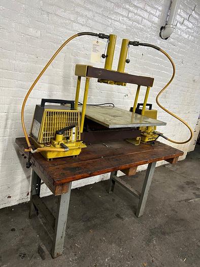 Used 8469-220 Enerpac Model DEM1321 Twin Cylinder Bench Model Hydraulic Press