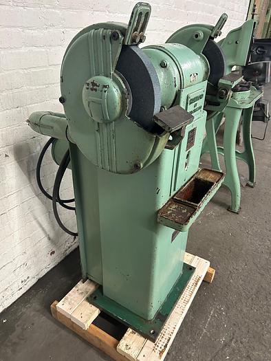 Used Hammond /Kalamazoo No-Dust Self Contained Pedestal Grinder Model ND-10