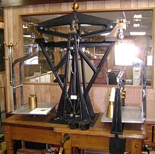 Used 1337-385 Antique L. Oertling HD Assay Bullion Balance Beam Scale Circa 1860
