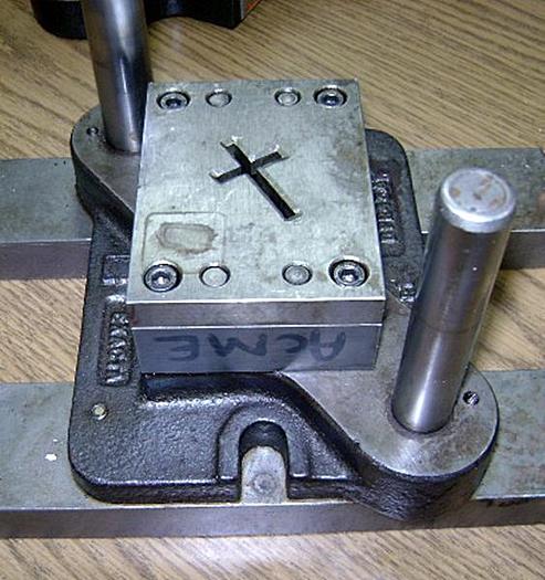 Used 0658-390 Die Set to Make Large Religious Cross