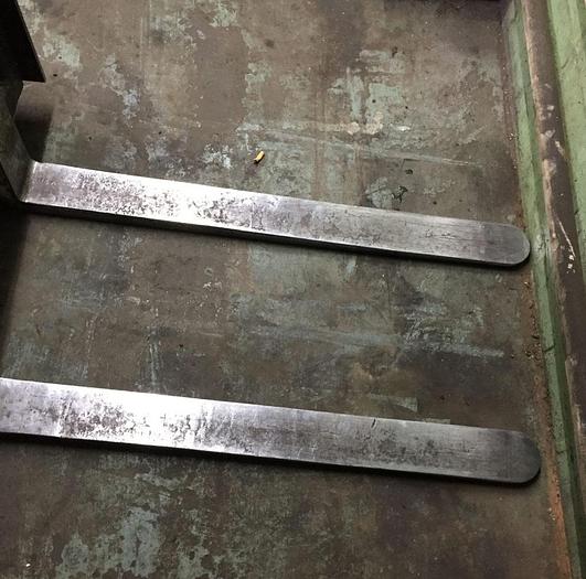 Used 2956-560 KOMATSU 5000LB CAPACITY RIDE ON FORK LIFT TRUCK MODEL 25