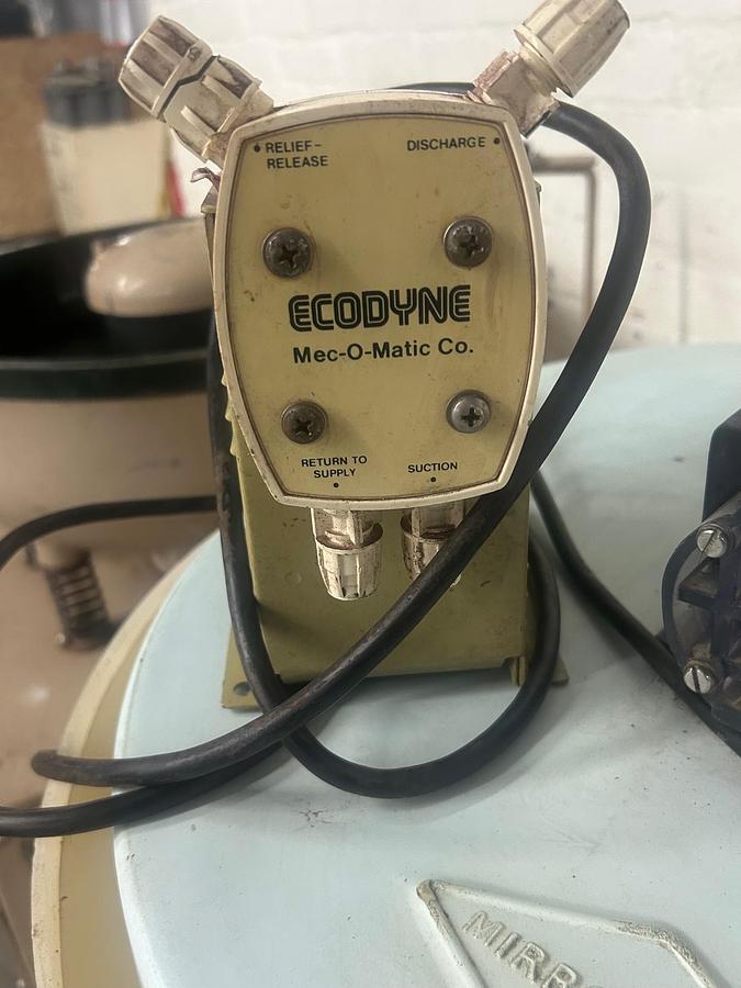 Used Mirro-Brite Vibratory Finishing Machine, Model #MB-150 with Flow-Through Water System