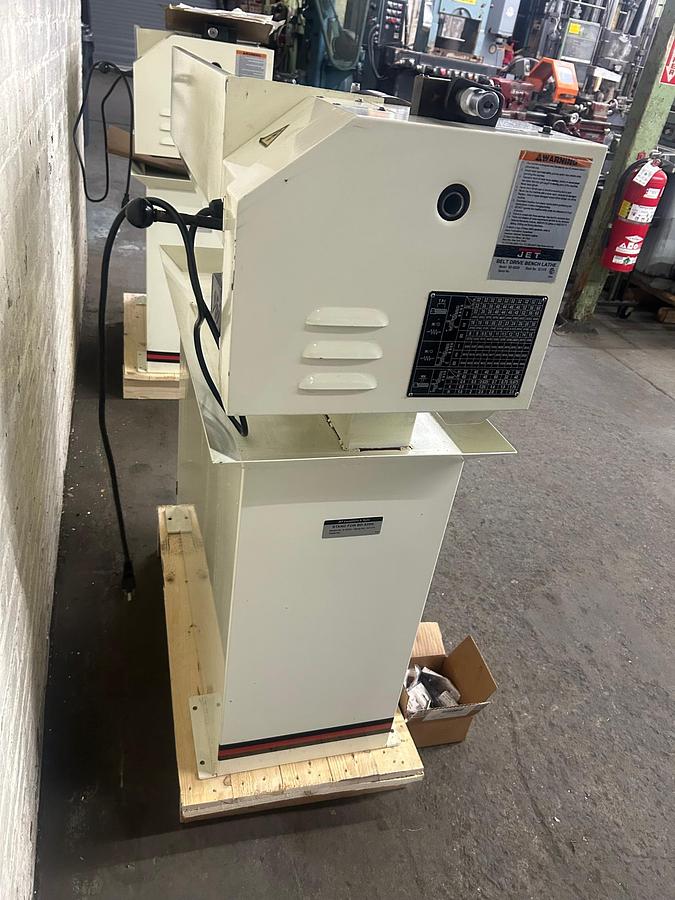 Used Jet BD-920W 9" x 20" Belt Drive Bench Lathe, Inch/Metric / Well Tooled
