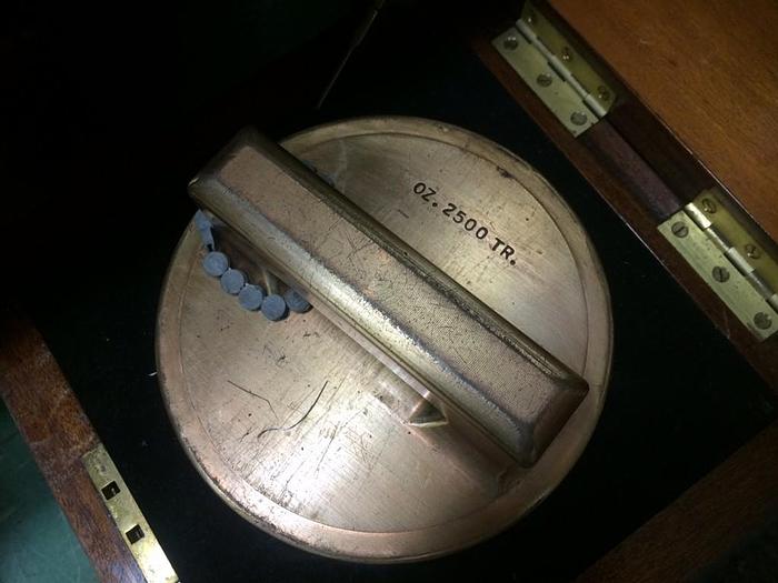 Used 1348-385 Antique L Oertling 2500 Troy Ounce Brass Counterweight with Carrying Case and Bridge Type Carrying Handle
