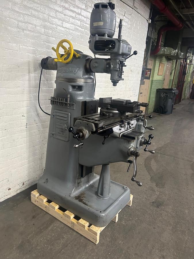 Used Bridgeport 9" x 32" 1/2 HP, 6-Speed Ram Type Vertical Milling Machine