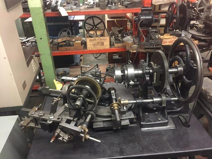 Used 0927-385 Antique MJ Brohen Brocading Machine