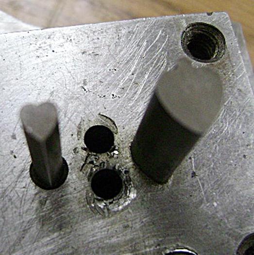 Used 1632-390 Stamping Press Tool And Die To Make Heart With Cutout Heart