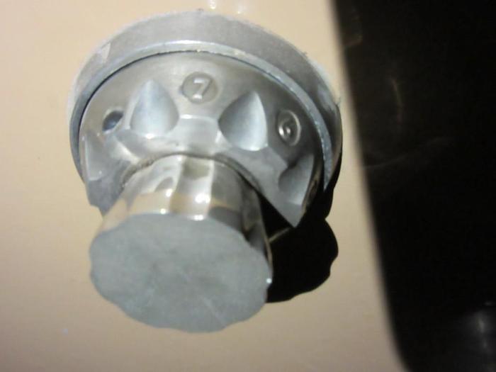 Used 9276-375 Fichet-Bauche Vault Safe with Combination Lock & Key