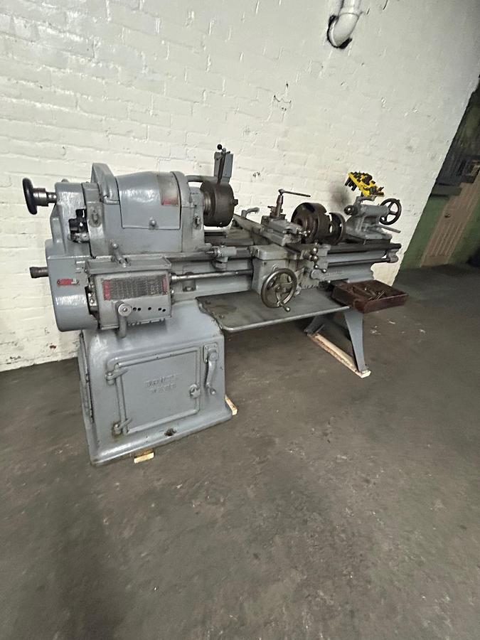 Used South Bend 14-1/2"X 38" Heavy Duty Precision Lathe Model 8183C W/ Taper Attachment & Tooling