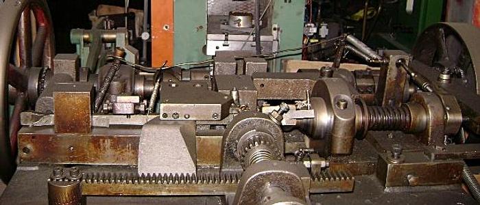 Used 3191 Clover Large Curb Style Chain Machine, Tooled for Cable Chain