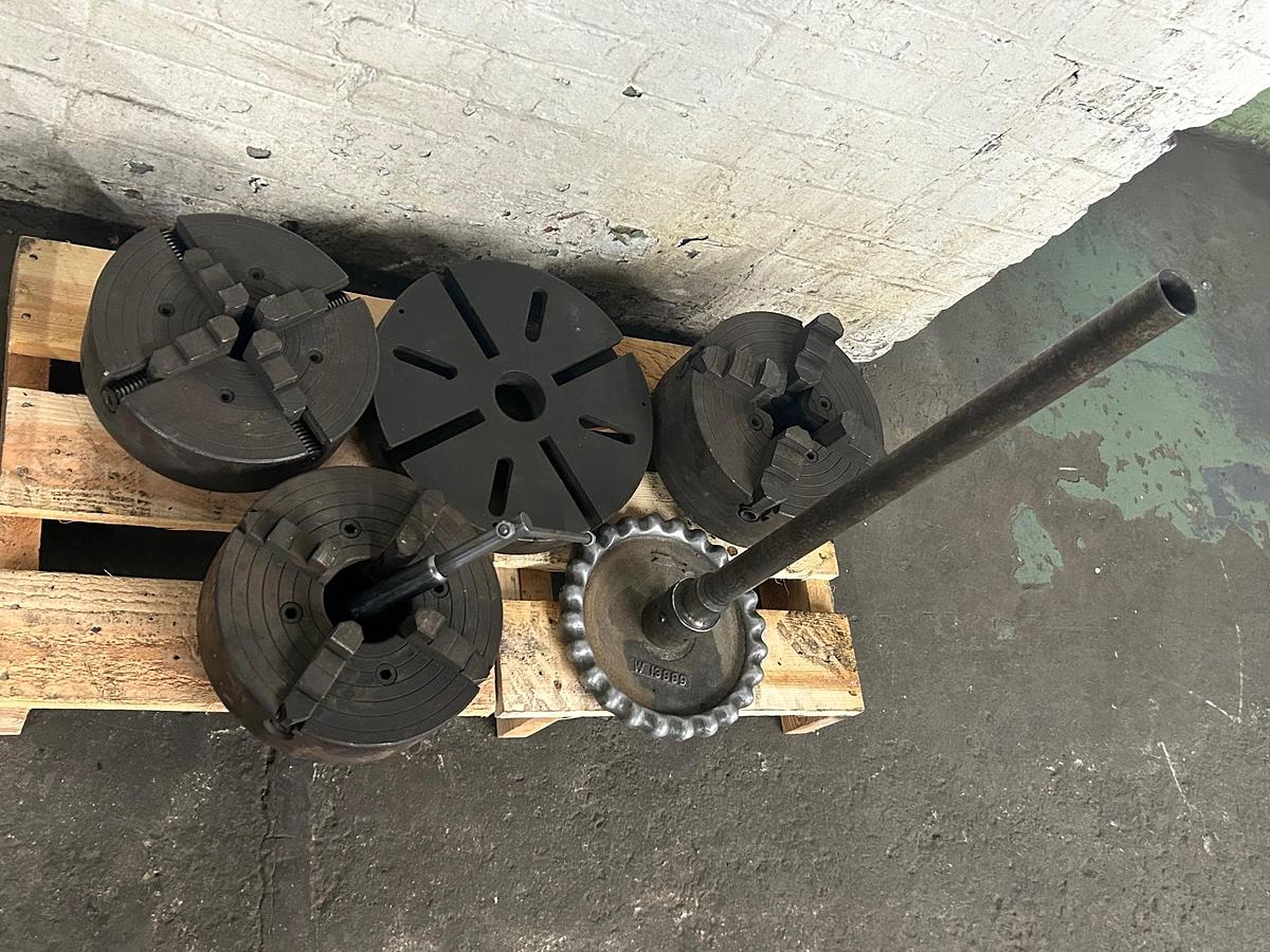 Used South Bend 18"X38" Heavy Duty Precision Lathe Model CL8140C W/ Taper Attachment & Tooling