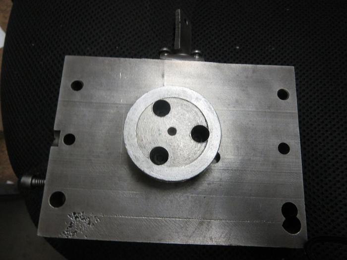 Used 1856-385 RARE ANTIQUE ORNAMENTAL & ENGINE TURNING WORK HOLDING Self Centering VISE