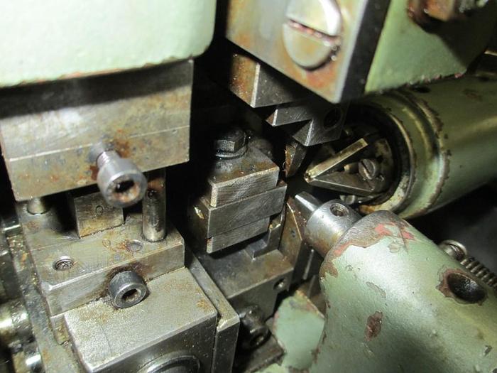 Used 8509-100 OMBI Model FTR10 Boston Link Chain Making Machine