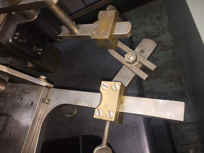 Used 0927-385 Antique MJ Brohen Brocading Machine