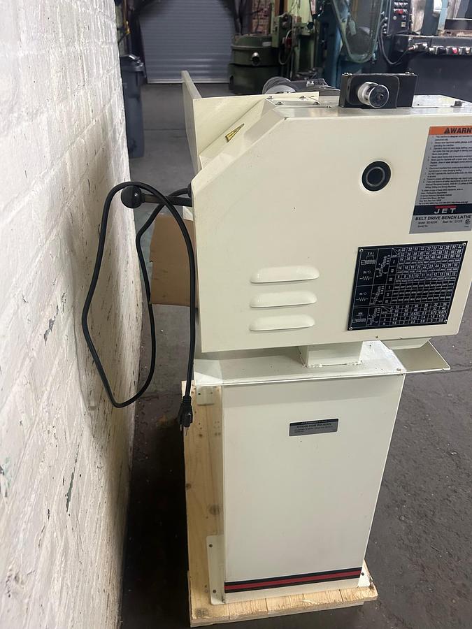Used Jet BD-920W 9" x 20" Belt Drive Bench Lathe, Inch/Metric / Well Tooled
