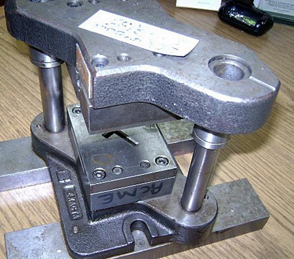 Used 0658-390 Die Set to Make Large Religious Cross