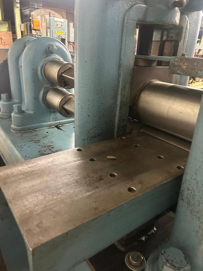 Used Mossberg & Granville 9" x 6" Heavy-Duty Power Industrial Breakdown Rolling Mill No. 5