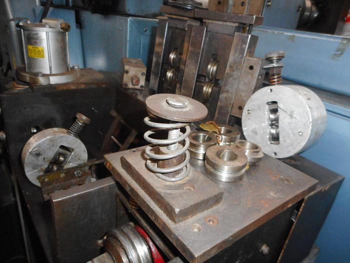 Used 3045-700 WIRE / TUBE KNURLING, DECORATING, PATTERNING TURK’S HEAD MACHINE-TOOLING