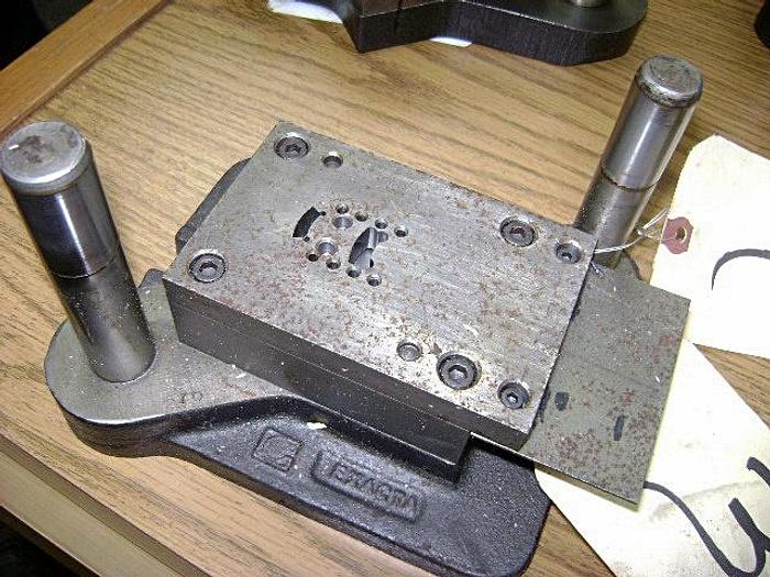 Used 0575-390 Curved Ingot Die Set