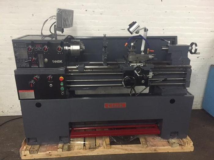 Used Clark 14″ x 40″ Geared Head Toolroom Lathe – Inch/Metric – NEW! W/DRO, TOOLING