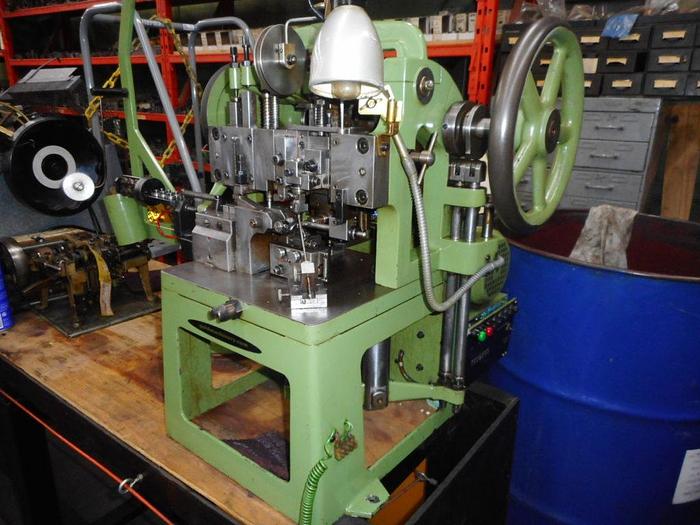 Used Bechtold Bench Model French Rope Chain Making Machine