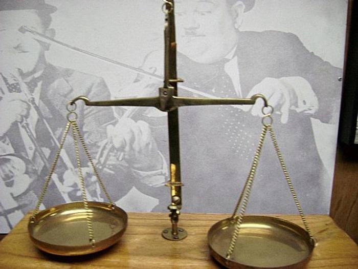 Used 1596-385 Antique Troemner Type Balance Beam Scale