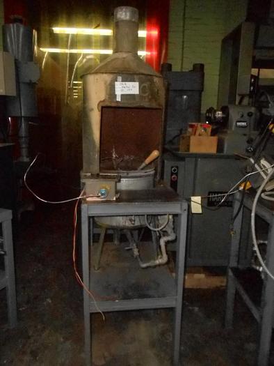 Used Charles Hones Gas Operated Melting Pot