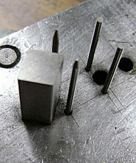 Used 1631-390 Stamping Press Tool And Die To Make Diamond  (Pitch .470)