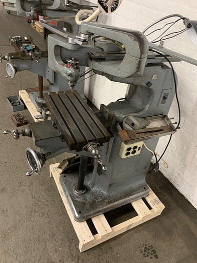 Used 5948-330 Gorton 2-Dimensional Pantograph / Engraver Model P1-2, with Tooling