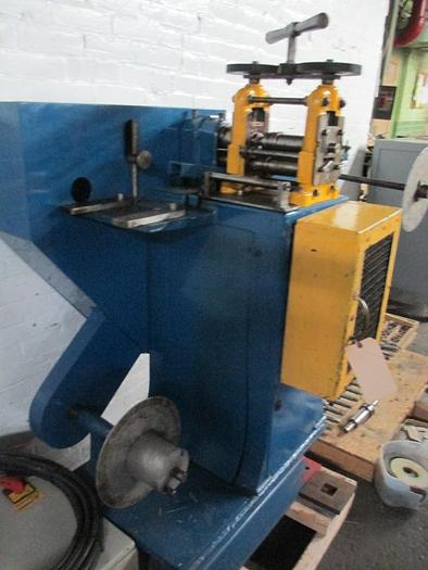 Used 0676-200 Tieche Motorized Multi-Slitter with Additional Slitting Tools