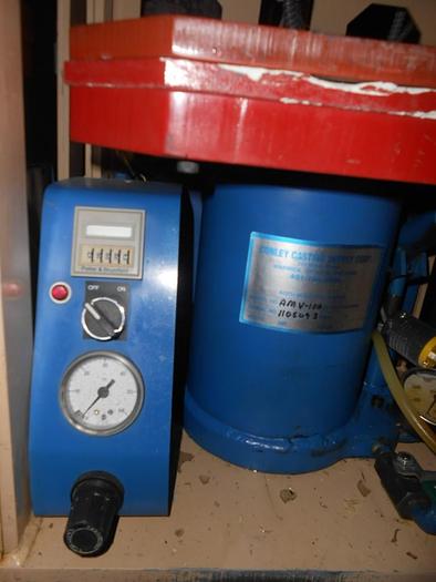 Used 6727-310 Conley Accu-Mold 4-Post Rubber Mold CASTING Vulcanizer