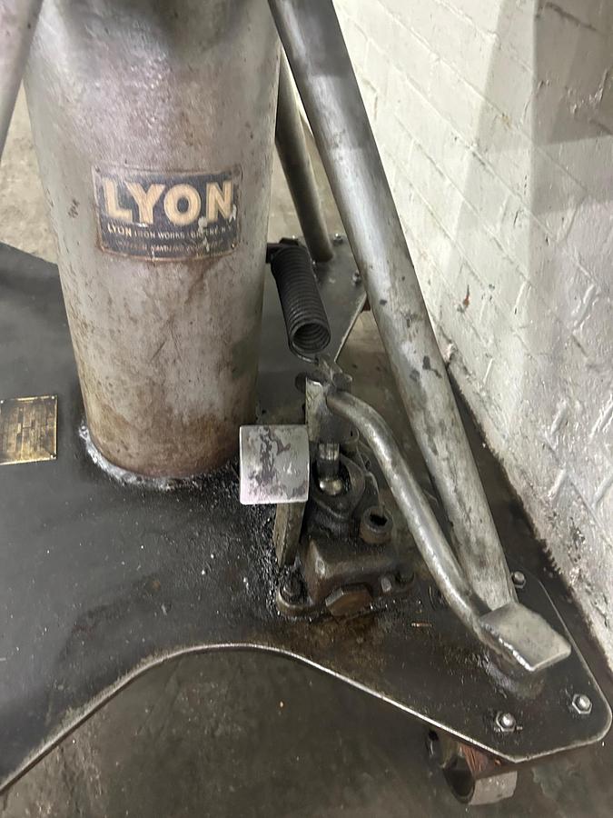 Used Vintage - Lyon Iron Works Hydraulic Lift Truck / Welding Table