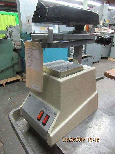Used 2577-400 Vacuum Heat Sealer ~ Vacuum Base Table size 4-1/2″ x 4-1/2