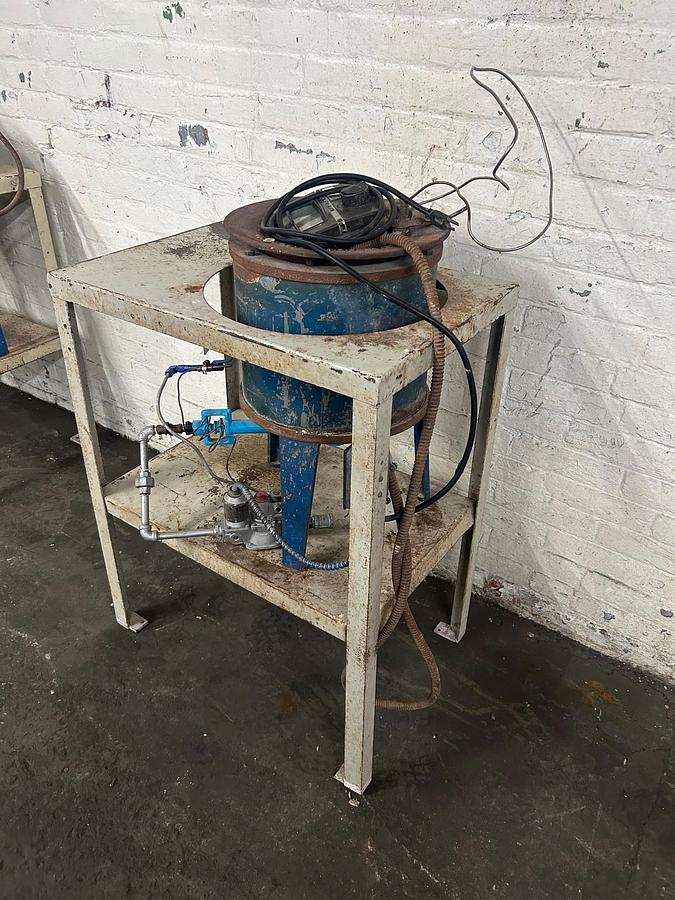 Used Charles Hones "BUZZER" Gas Operated Melting Pot - 160 LBS CAPACITY