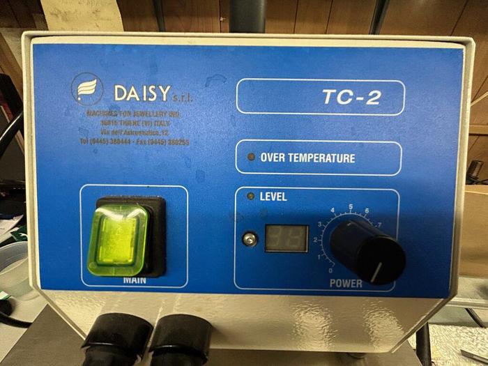 Used 3933-700 Daisy SRL TC-02 Jewelry Gold Sprue Cutting Machine