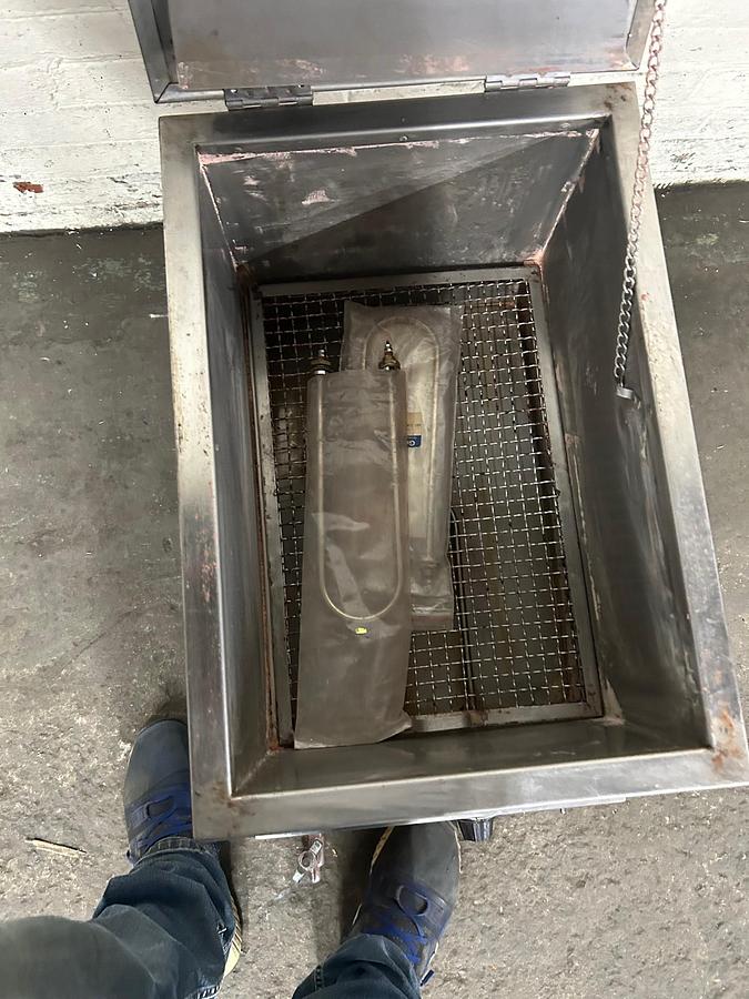 Used Gesswein Casting Wax Eliminator / Steam DeWaxer Machine