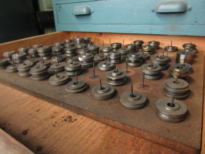 Used 9127-150 Antique Vintage Turks Head Engraved & Forming Rolls Collection of 1,750