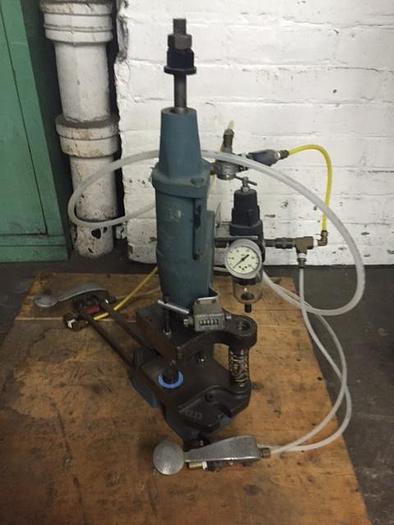 Used 2159-220 Hugold Bench Model Pneumatic Air Press, Model # U/AKS