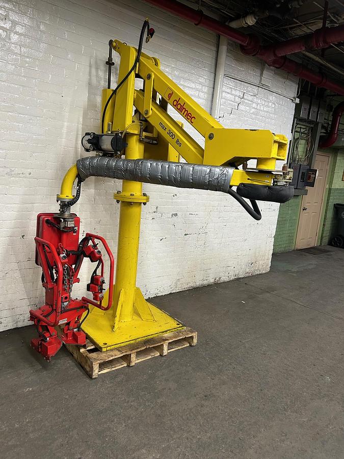 Used Dalmec Type PMC Specialized Pneumatic Industrial Manipulator / Lift-Assist